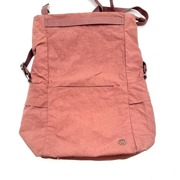 Lululemon On My Level Crossbody Bag - Picture 16 of 16